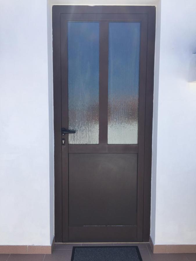 Studio Apartments Ana Ρόβινι Εξωτερικό φωτογραφία