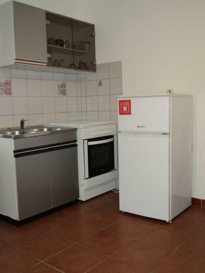 Studio Apartments Ana Ρόβινι Εξωτερικό φωτογραφία