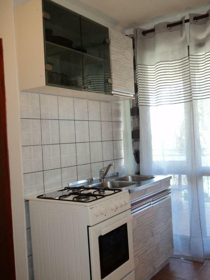 Studio Apartments Ana Ρόβινι Εξωτερικό φωτογραφία