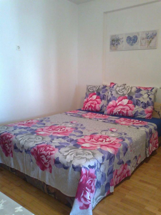 Studio Apartments Ana Ρόβινι Εξωτερικό φωτογραφία