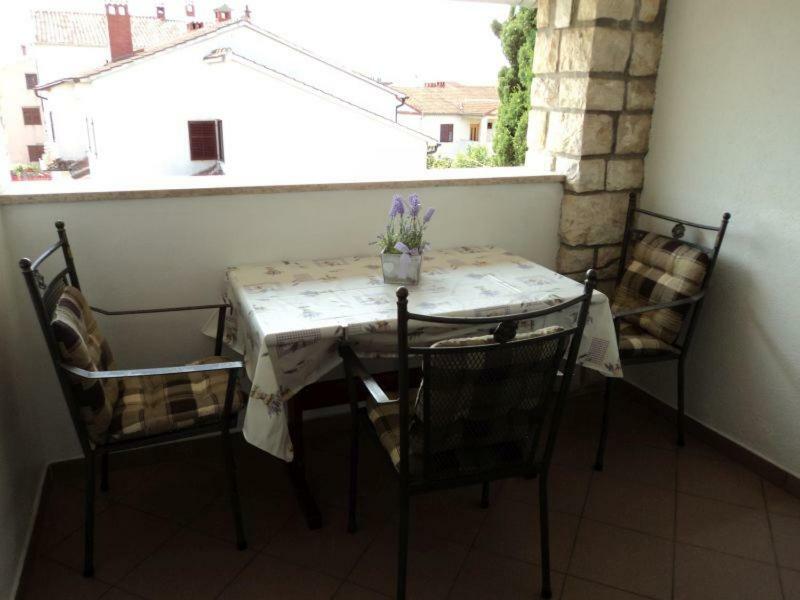 Studio Apartments Ana Ρόβινι Εξωτερικό φωτογραφία