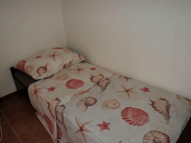 Studio Apartments Ana Ρόβινι Εξωτερικό φωτογραφία